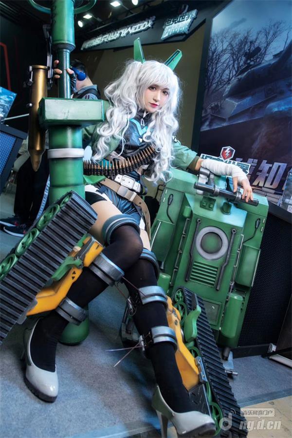 图五:《坦克世界闪击战》往届Coser风采.jpg 图五:《坦克世界闪击战》往届Coser风采.jpg